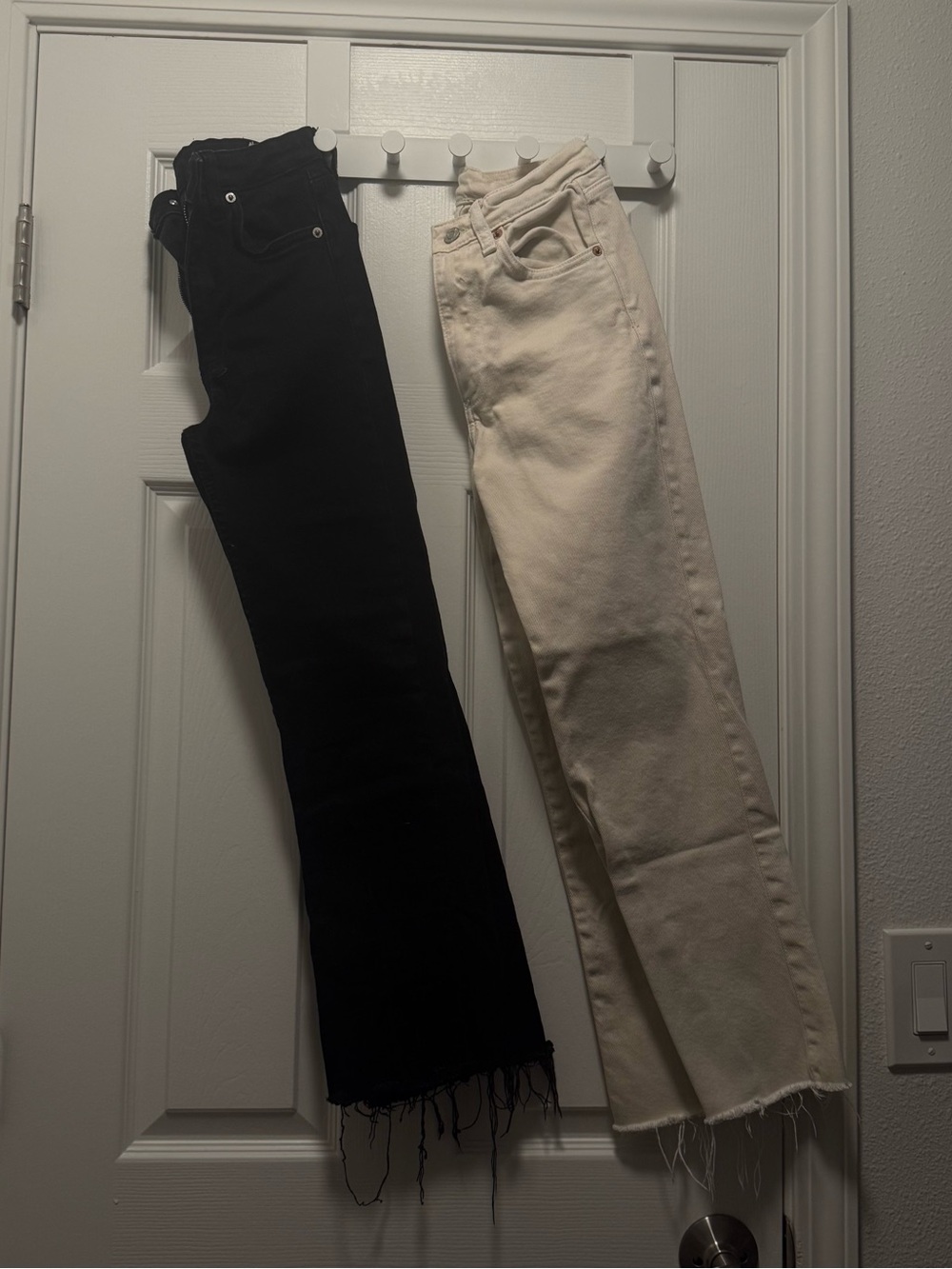 Women’s Zara Black and Cream High-Rise Straight Jeans